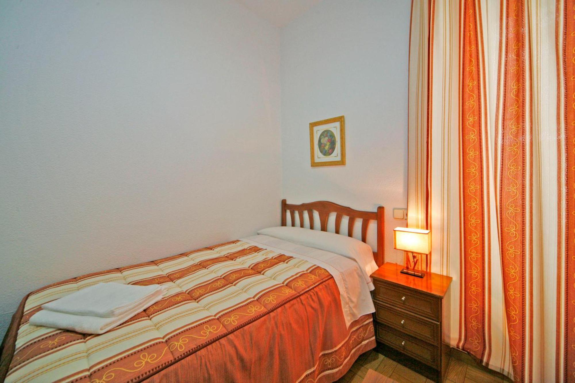 Hostal San Antonio Madrid Eksteriør billede
