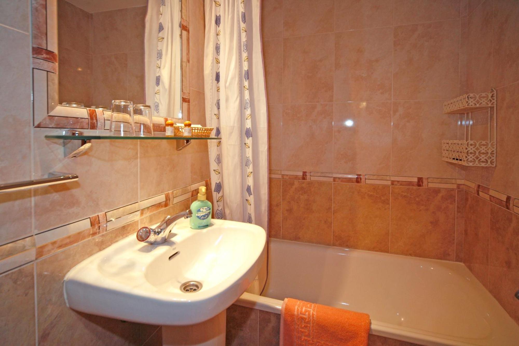Hostal San Antonio Madrid Eksteriør billede