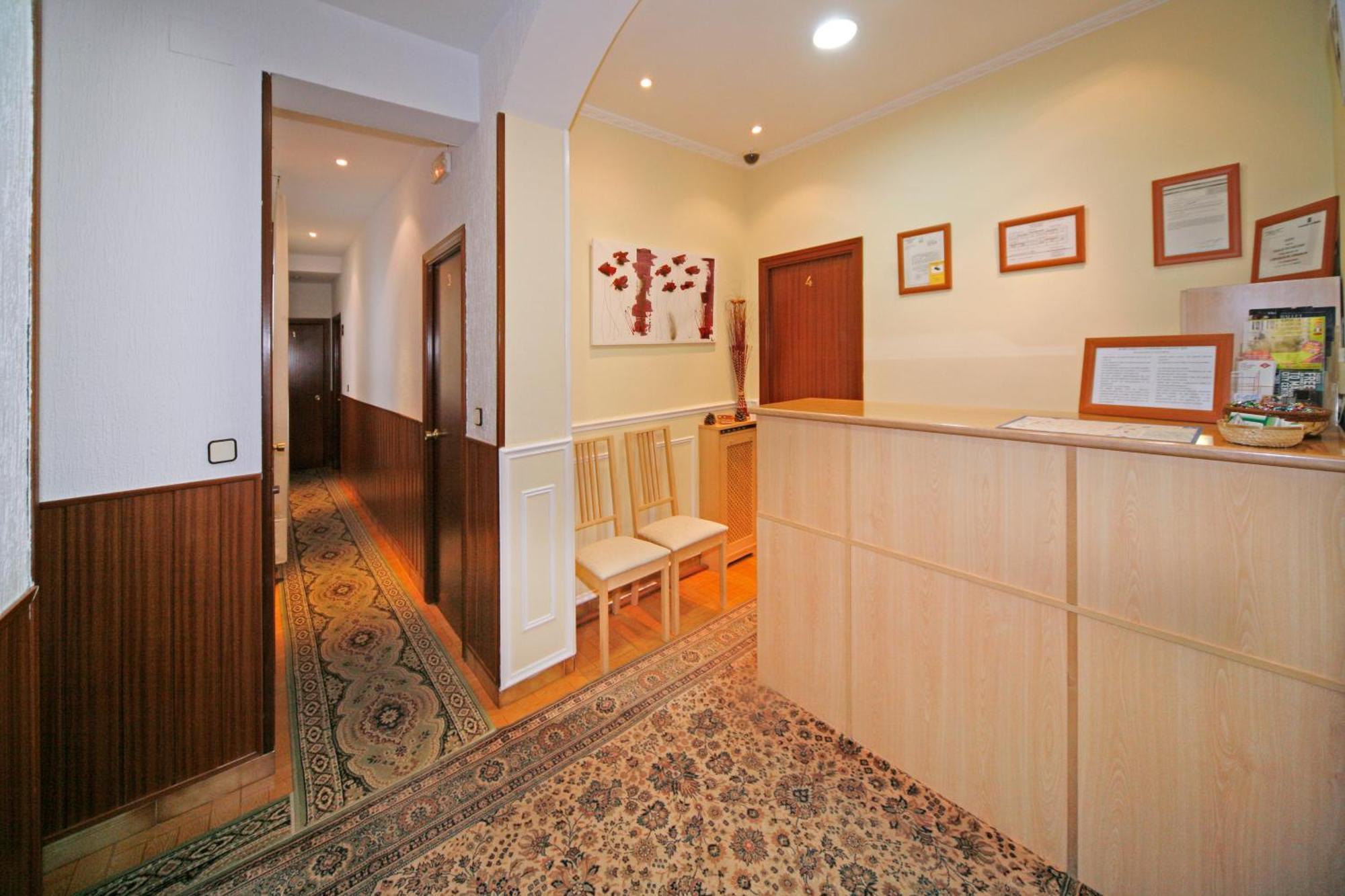 Hostal San Antonio Madrid Eksteriør billede