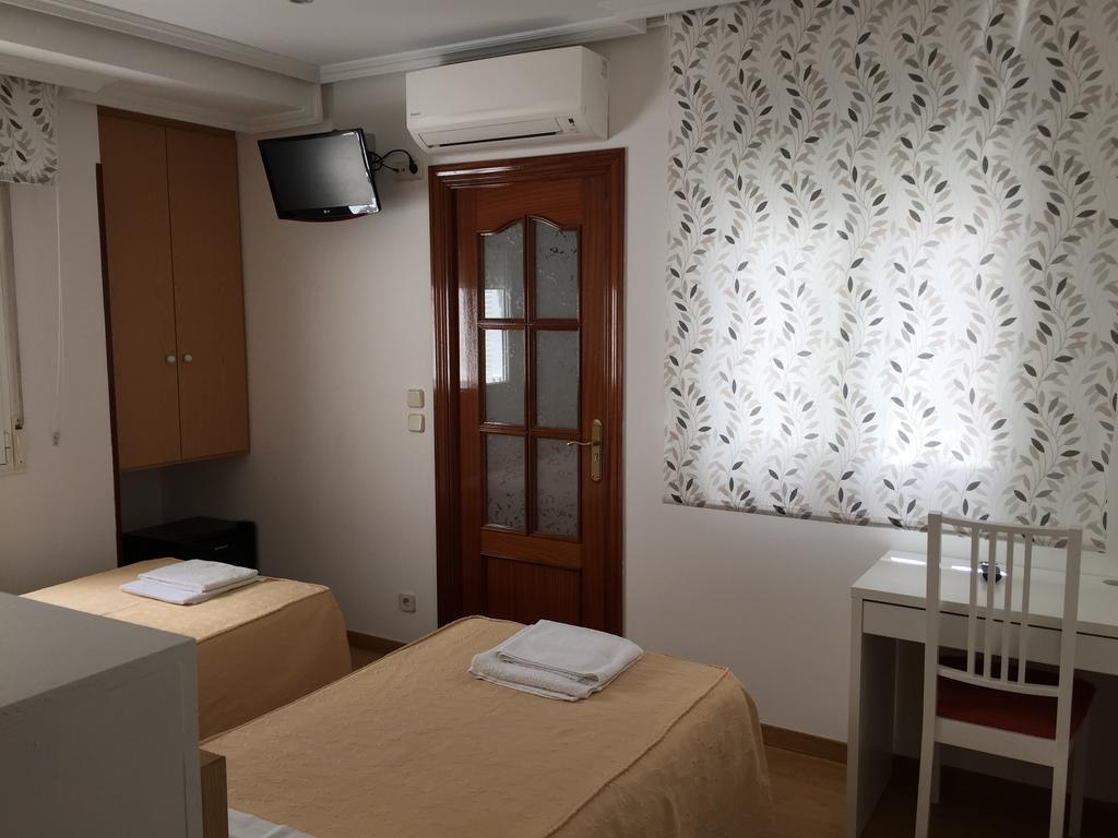Hostal San Antonio Madrid Eksteriør billede