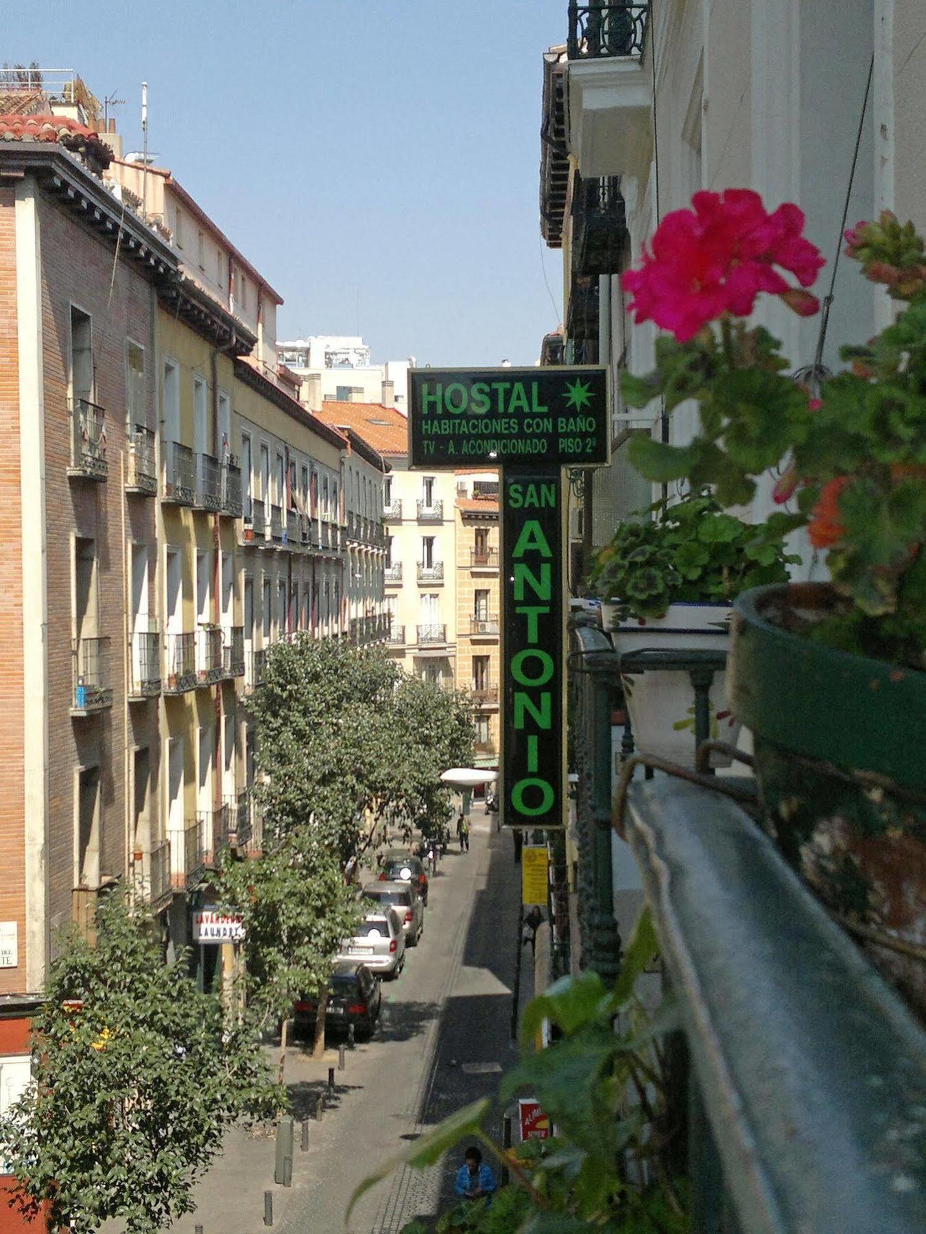 Hostal San Antonio Madrid Eksteriør billede
