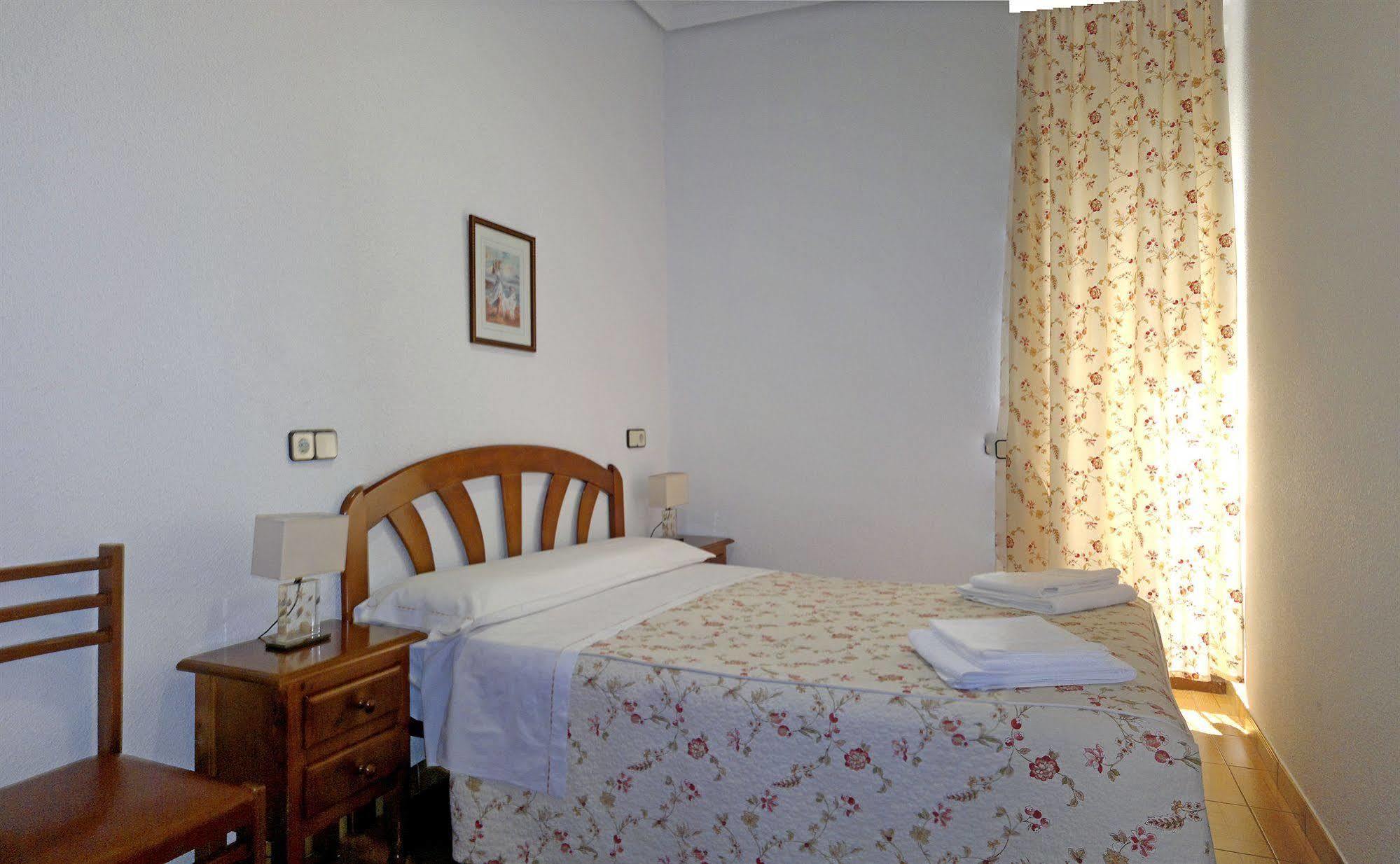 Hostal San Antonio Madrid Eksteriør billede