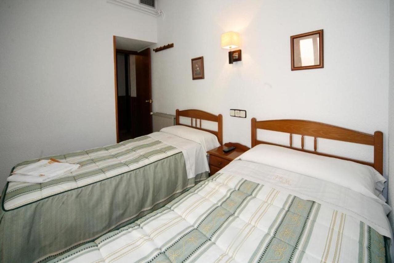 Hostal San Antonio Madrid Eksteriør billede